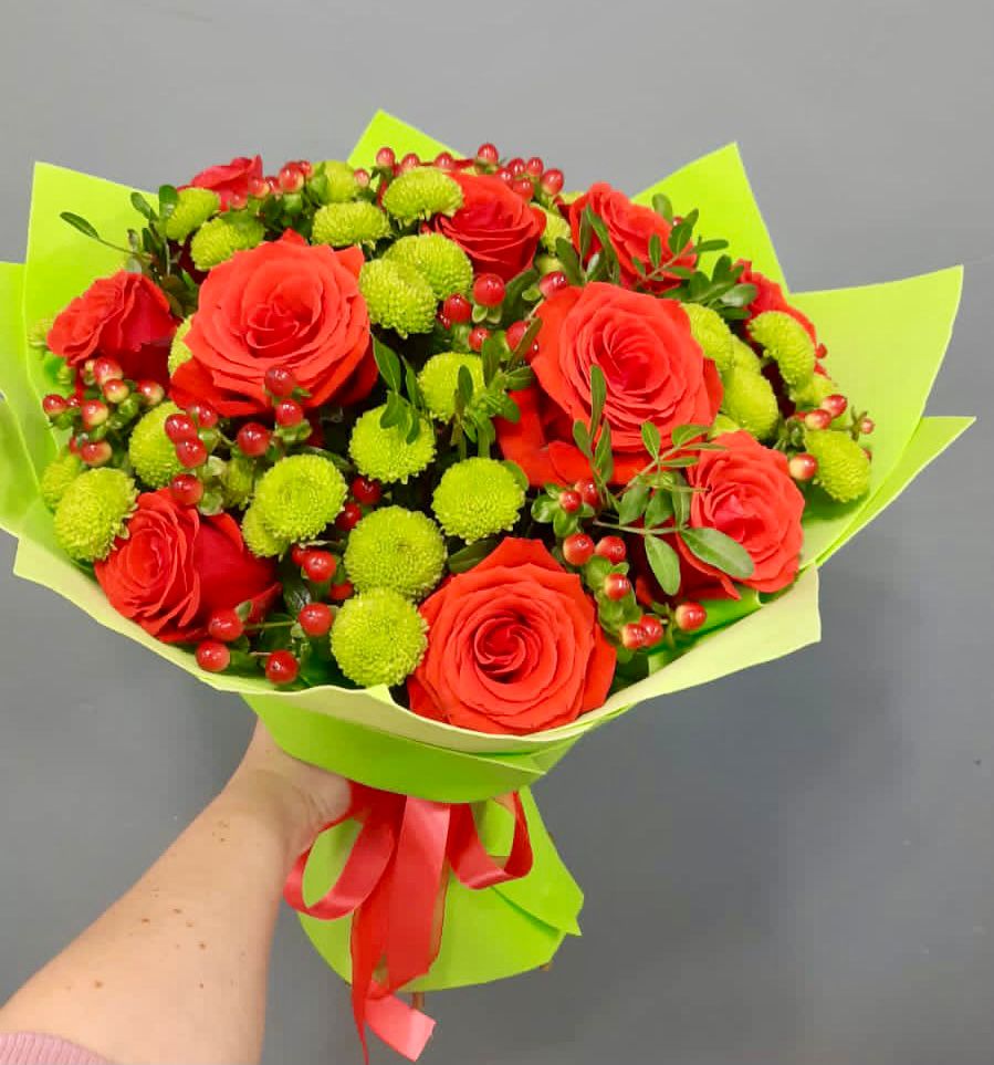 Букет цветов из: Хризантемы и Розы в Протекино