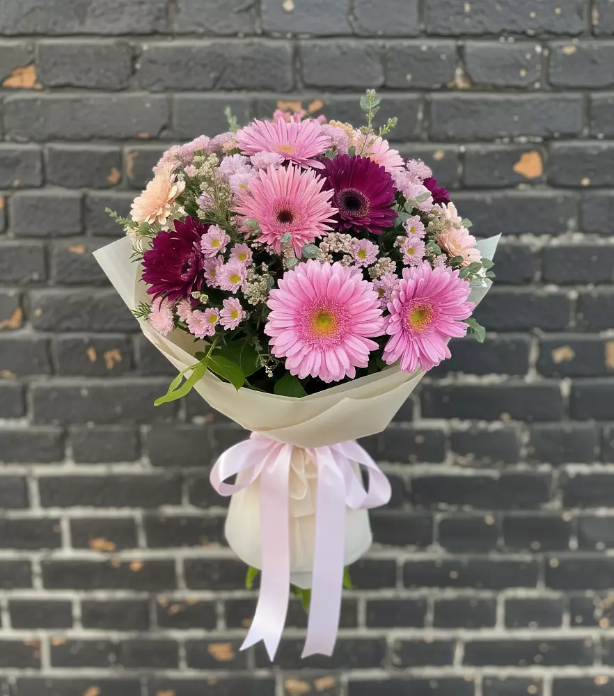 Букет цветов из: Герберы и Хризантемы в Протекино