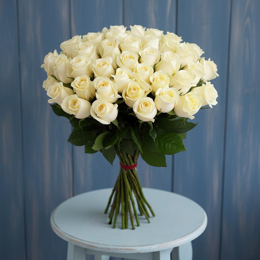 Букет 51 Белая роза Эдлесс Лав в Протекино