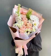 Букет цветов из:  Хризантемы и Розы в Протекино