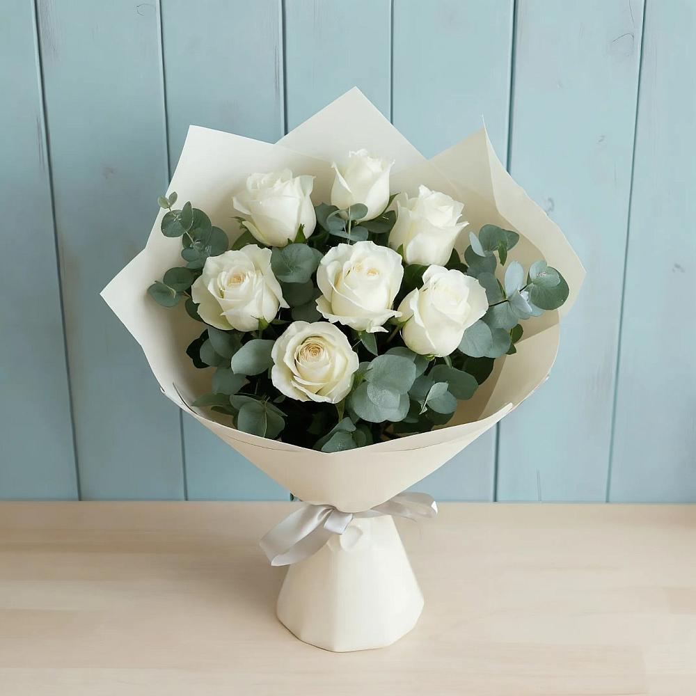 Букет Белые розы в Эвкалипте в Протекино
