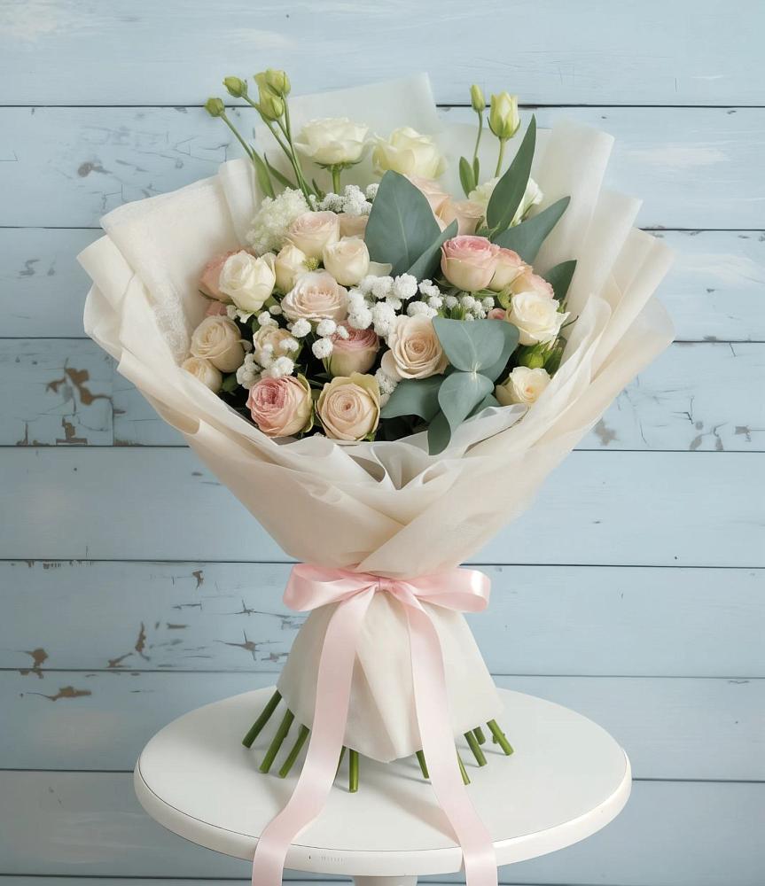 Букет цветов из: Розы и Лизиантусы в Протекино