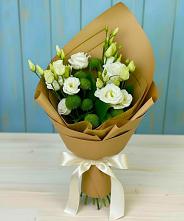 Букет цветов из:  Хризантемы и Лизиантусы #REPLACE_PRED# Протекино