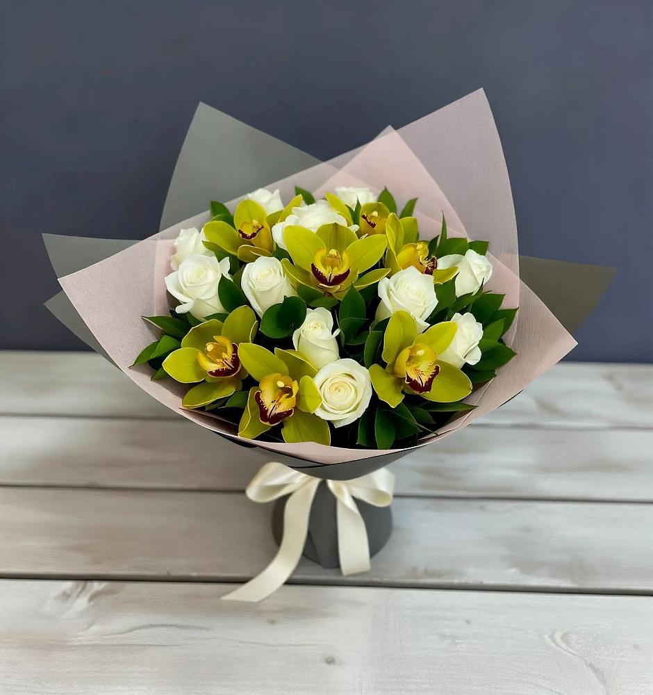 Букет цветов из: Орхидеи и Розы в Протекино