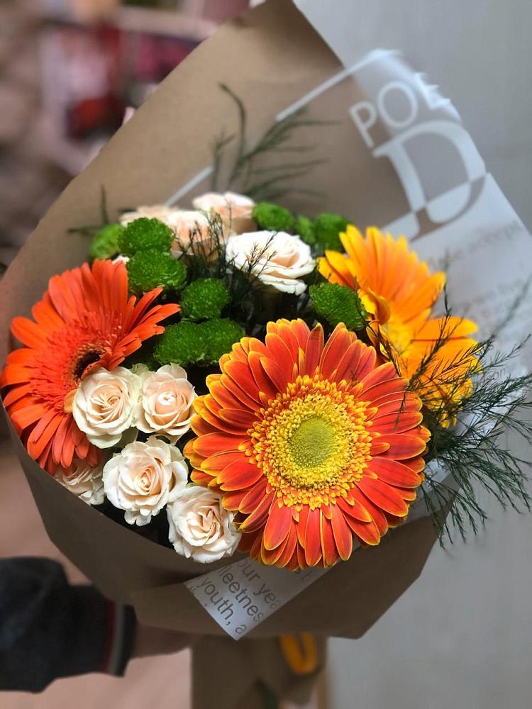 Букет цветов из: Герберы, Хризантемы и Розы в Протекино